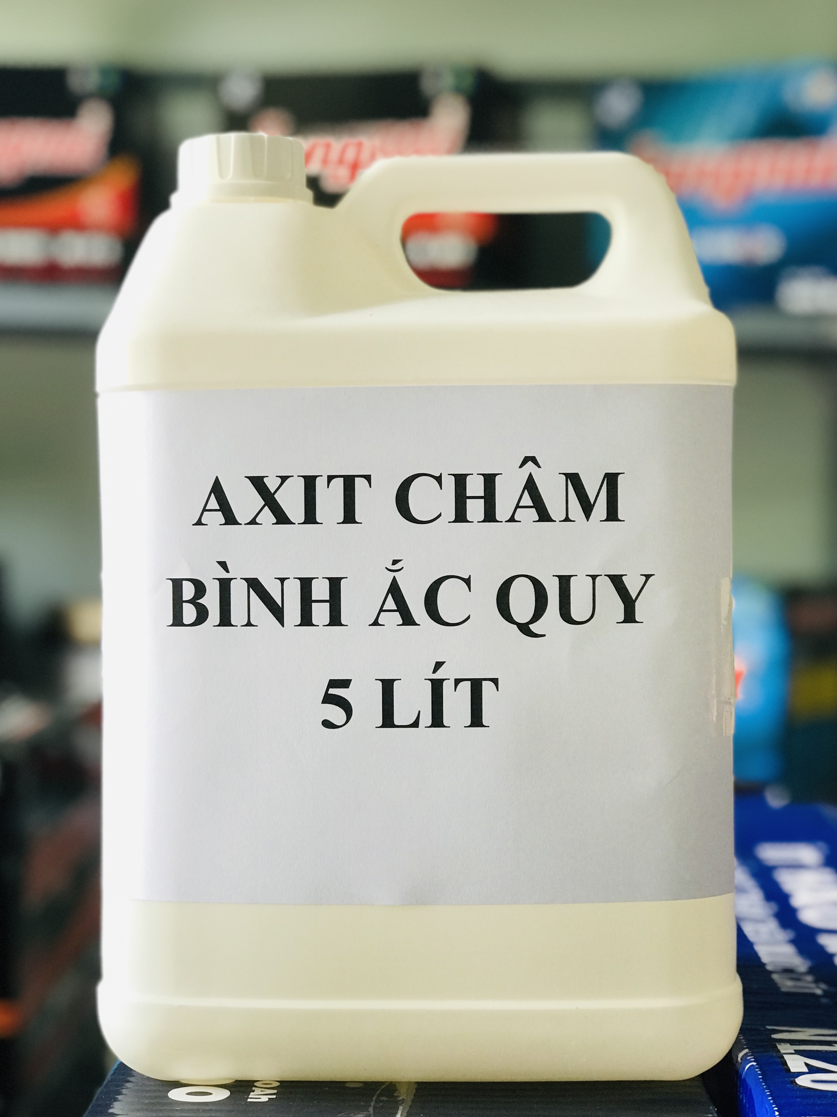 Nước axit châm bình ắc quy mới 1.25 độ 2 lít. châm bình ắc quy dùng thời gian lâu. | Lazada.vn